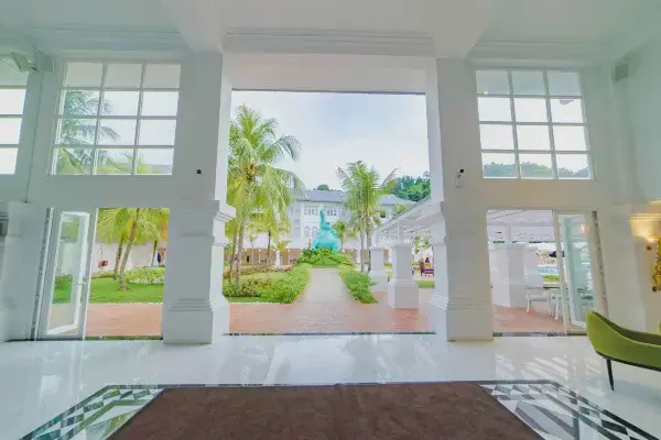 هتل دش ریزورت